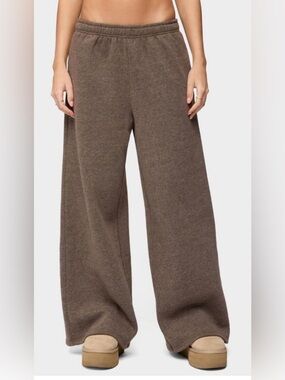 Edikted Wide-Leg Sweatpants in Brown